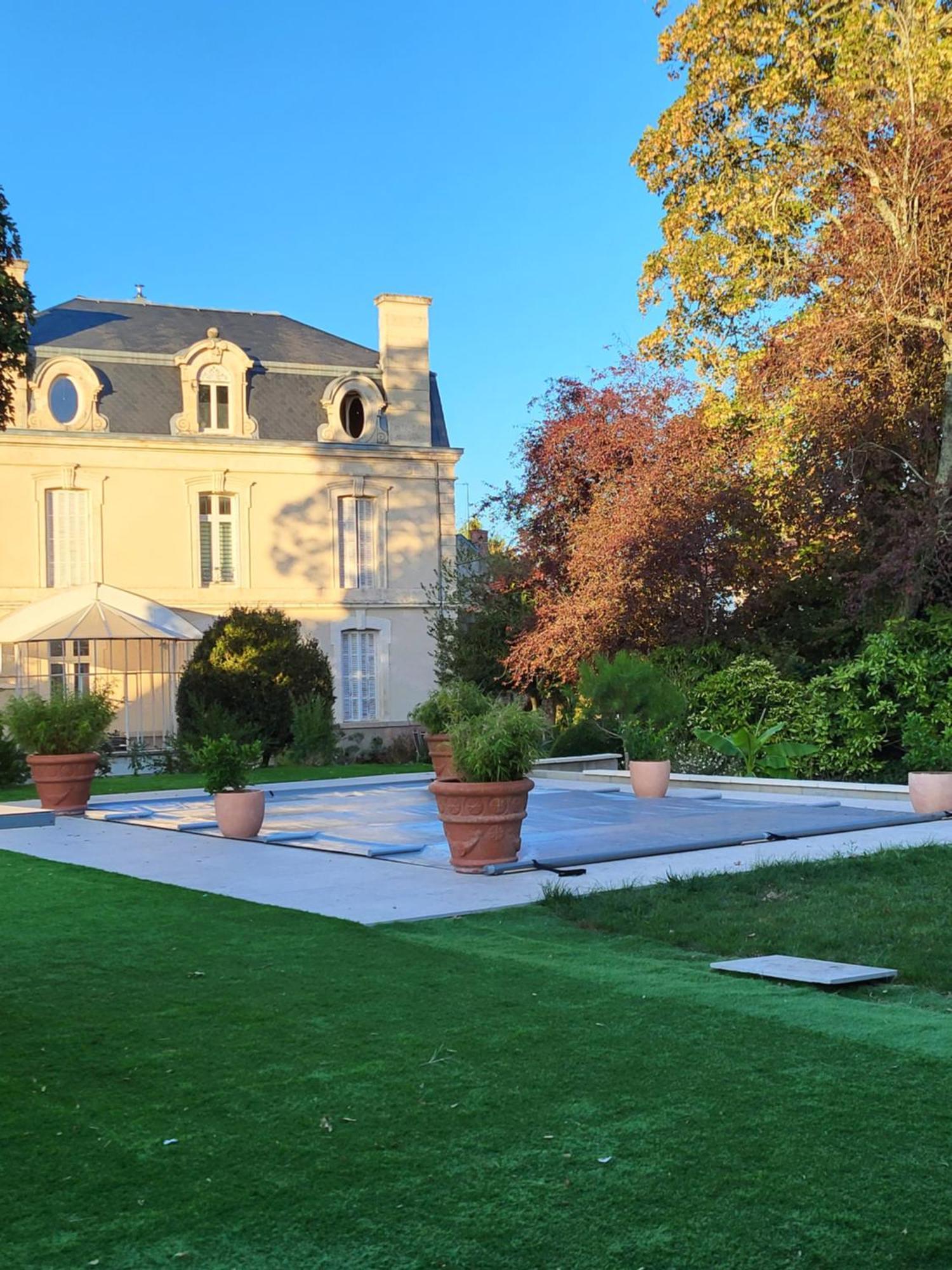 Les 5 Escales Parthenay Exterior foto